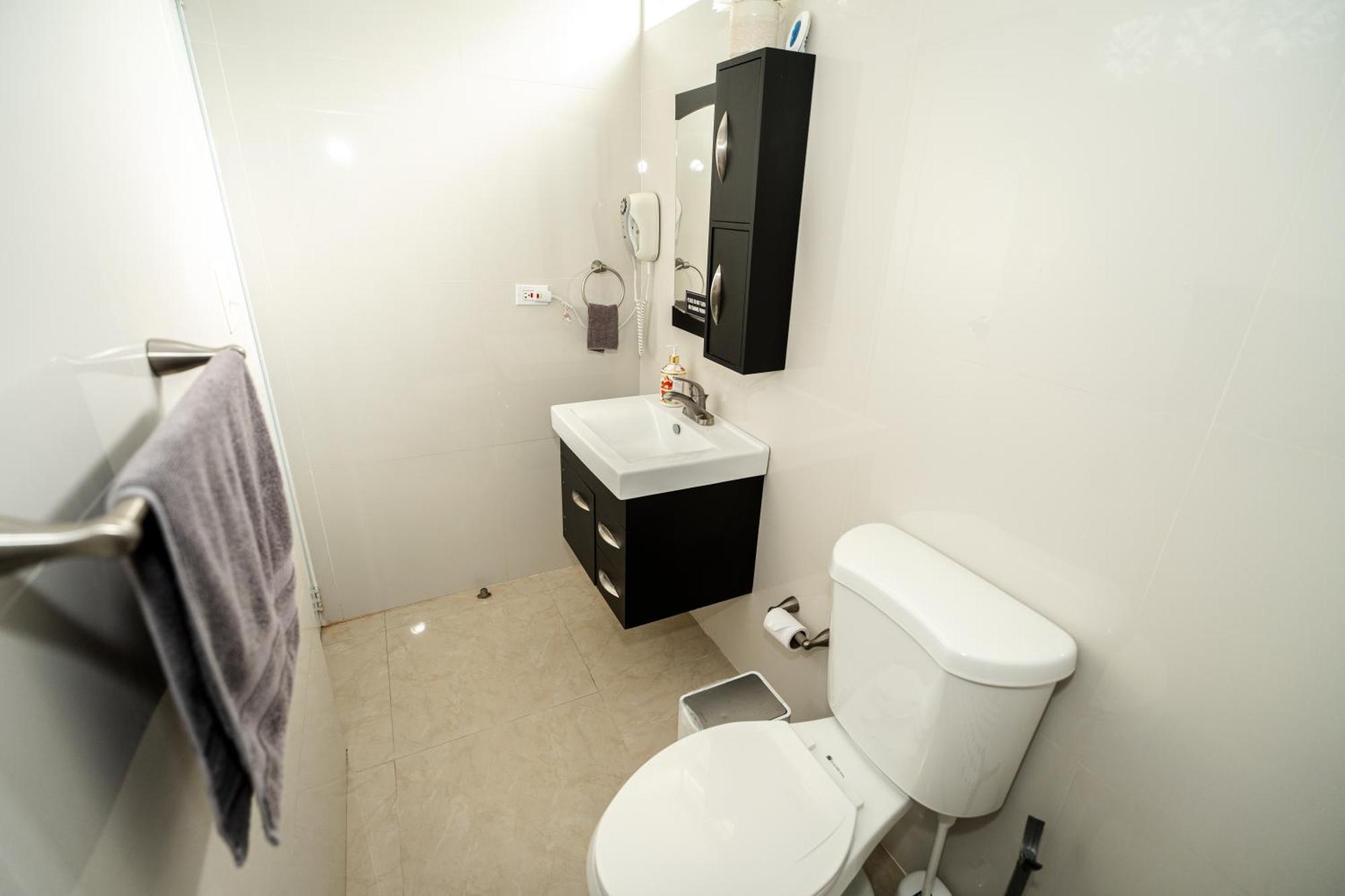 Ferienwohnung Compact Haven With Private Entrance And Free Parking And Laundry Ponce Exterior foto